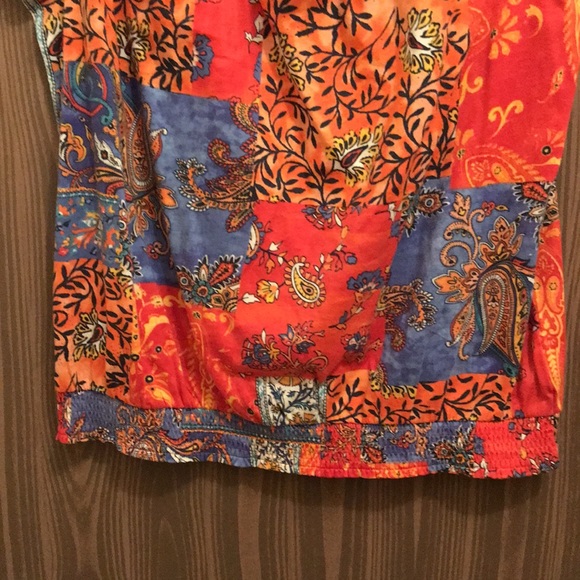 Top - Picture 5 of 10